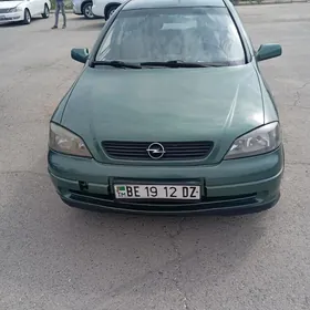 Opel Astra 1998
