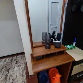 Mebel ayna tumba
