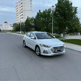 Hyundai Elantra 2018