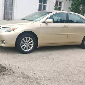 Toyota Camry 2011