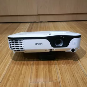Epson proyektor/проектор