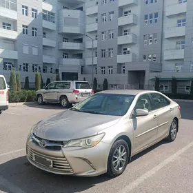 Toyota Camry 2017