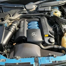 Mercedes-Benz E280 1999