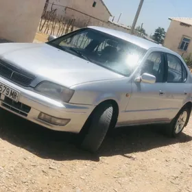 Toyota Vista 1995