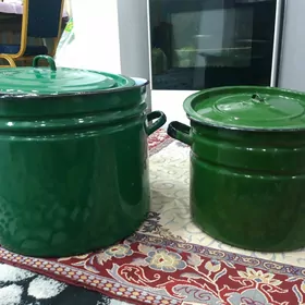 кастрюли