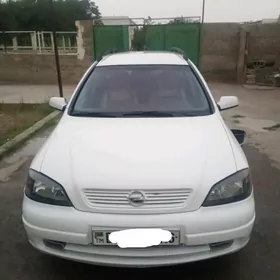 Opel Astra 2001