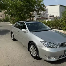 Toyota Camry 2005