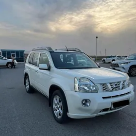 Nissan X-Trail 2010