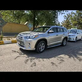 Toyota Highlander 2015