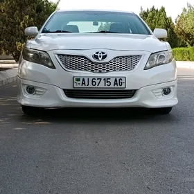 Toyota Camry 2010