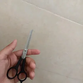 Uçenik gaýçylar