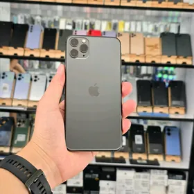 IPHONE 11 PRO MAX 82%