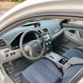 Toyota Camry 2011