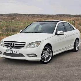 Mercedes-Benz C350 2010