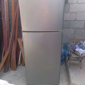 HLADINNIK SAMSUNG
