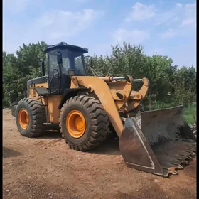 XCMG ZL50 2010