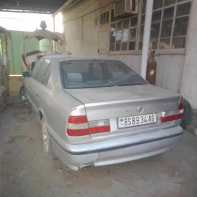 BMW 525 1992