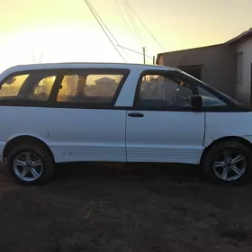 Toyota Previa 1993