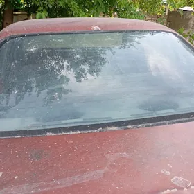 opel  omega yzky aýna