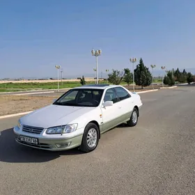 Toyota Camry 2001
