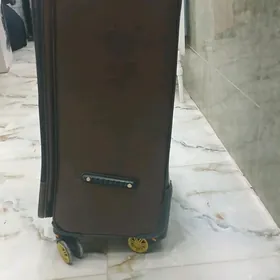 чемодан
