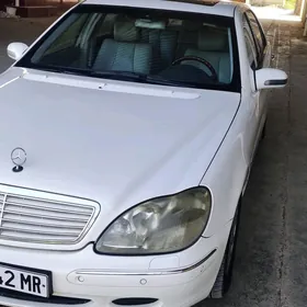 Mercedes-Benz S-Class 2002