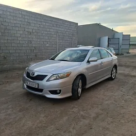 Toyota Camry 2010