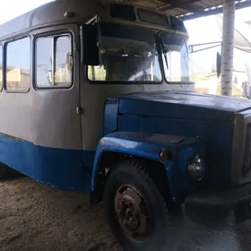 Gaz 53 1990