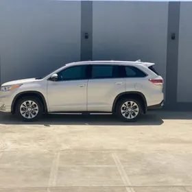 Toyota Highlander 2015