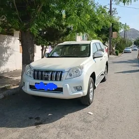 Toyota Land Cruiser Prado 2012
