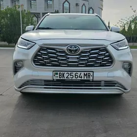 Toyota Highlander 2020