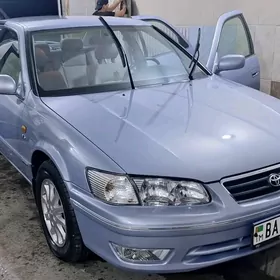 Toyota Camry 1999