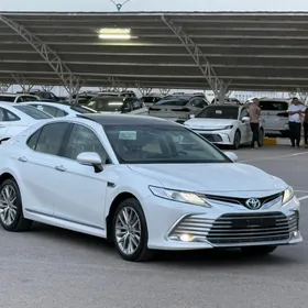 Toyota Camry 2023