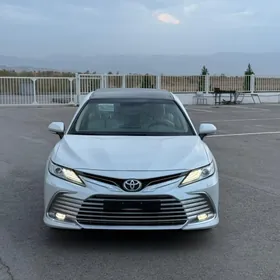 Toyota Camry 2023