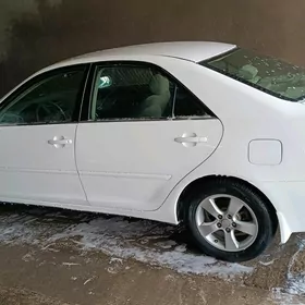 Toyota Camry 2003