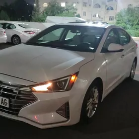 Hyundai Elantra 2019