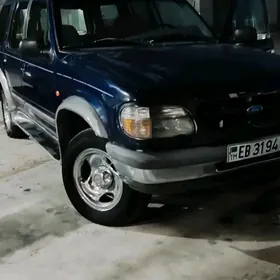 Ford Explorer 1995