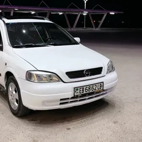 Opel Astra 2000