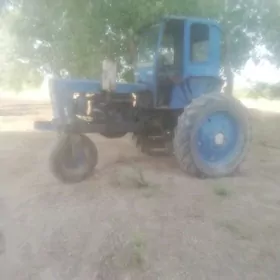 MTZ T-28 1986