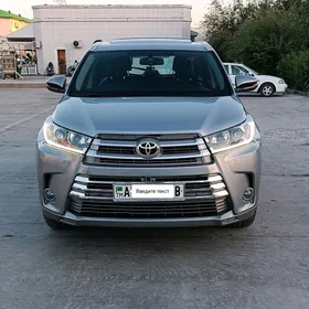 Toyota Highlander 2016