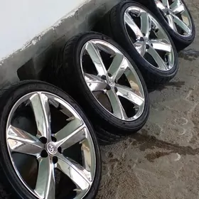 Corolla diska pakryska hrom