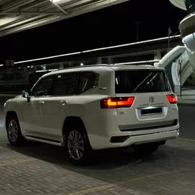 Toyota Land Cruiser 2022