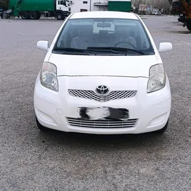 Toyota Yaris 2010
