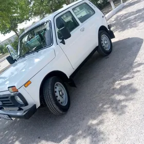 Lada Niva 2010