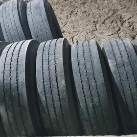 teker 11 R 22 5