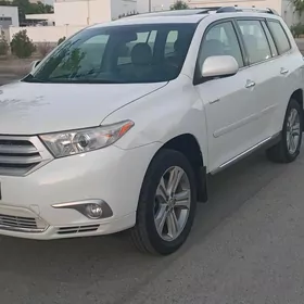 Toyota Highlander 2013