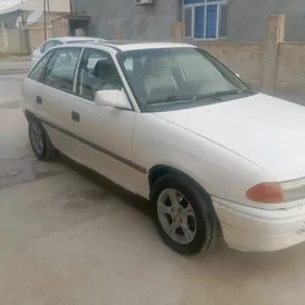 Opel Astra 1982