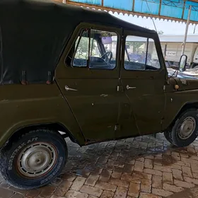 UAZ 469 1989
