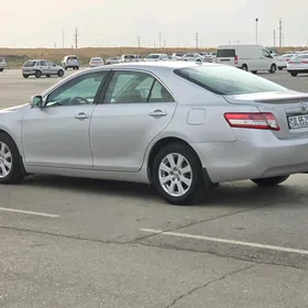 Toyota Camry 2010
