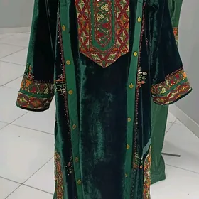Bisir edýàs